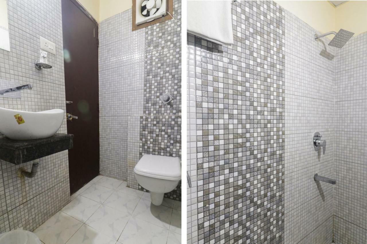 Oyo 48974 Hotel Shweta Residency Varanasi Bagian luar foto